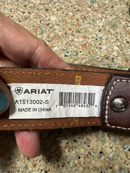 Ariat Brown Leather Belt with Silver-Tone Stud Detail rhinestones small mint